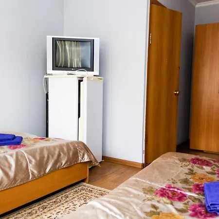 Hotel Tahar Алматы Экстерьер фото