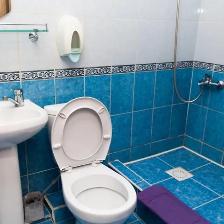 Hotel Tahar Алматы Экстерьер фото