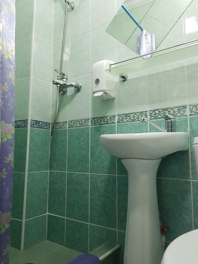 Отель Tahar